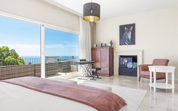 Property slide 18