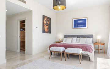 Property slide 21