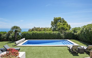 Property slide 38