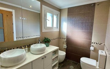 Property slide 25