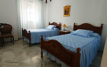 Property slide 19