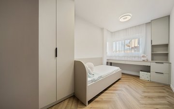 Property slide 21