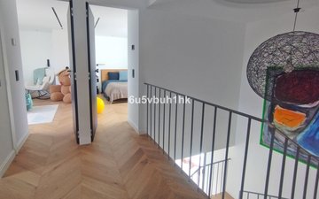 Property slide 21