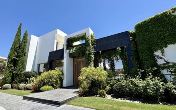 Property slide 4