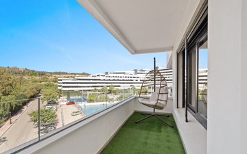 Property slide 10
