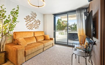 Property slide 17