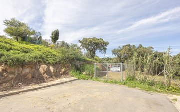 Property slide 107