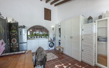 Property slide 22