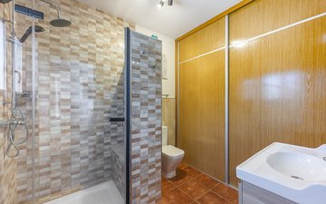 Property slide 44