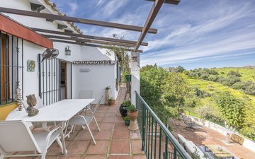 Property slide 50