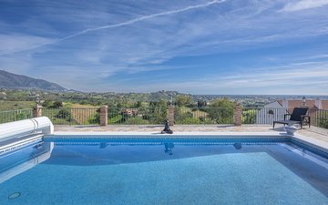 Property slide 67