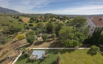 Property slide 81