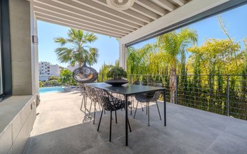 Property slide 22