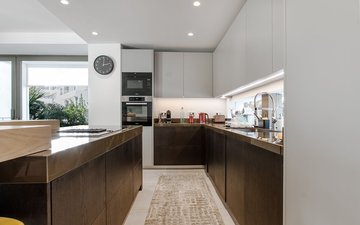 Property slide 18