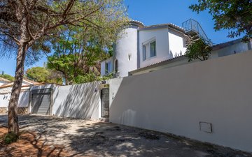Property slide 49