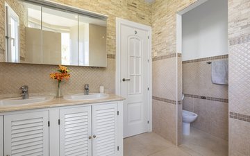Property slide 25