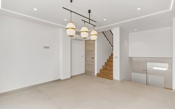 Property slide 7