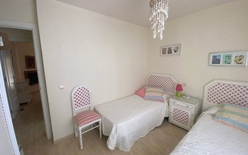 Property slide 10