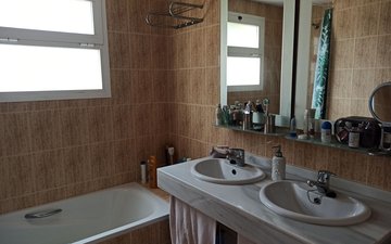 Property slide 36
