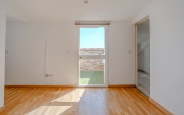 Property slide 18