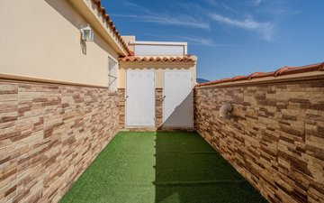 Property slide 22