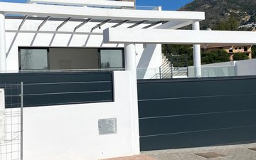 Property slide 25