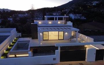 Property slide 28