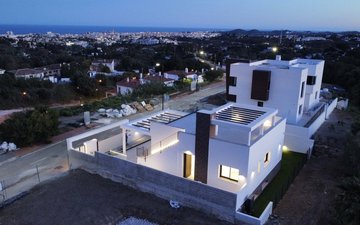 Property slide 31