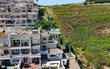 Property slide 35