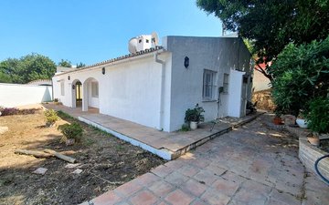 Property slide 22