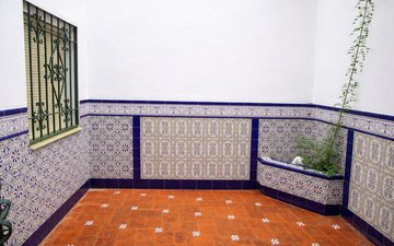 Property slide 17