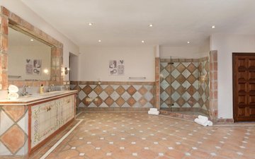 Property slide 20