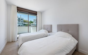 Property slide 20