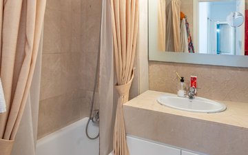 Property slide 18