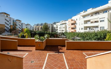 Property slide 28