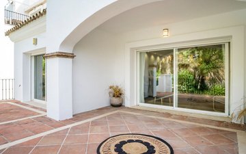 Property slide 20