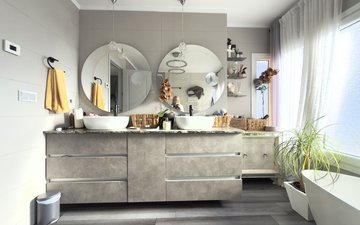 Property slide 25
