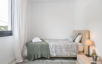 Property slide 20