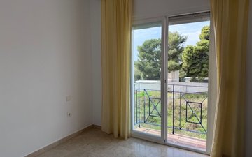 Property slide 28