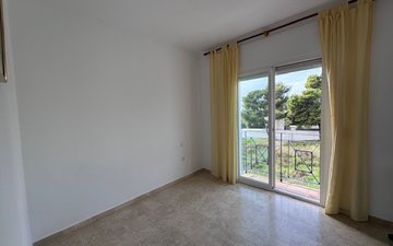 Property slide 31