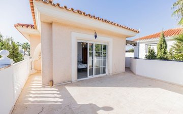 Property slide 17