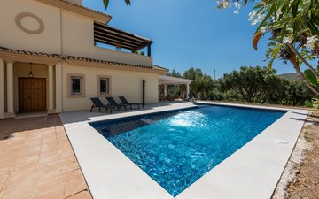 Property slide 14