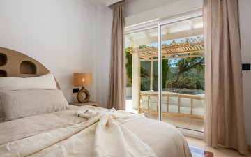 Property slide 30