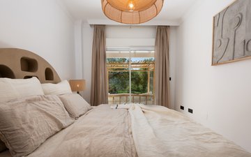 Property slide 31