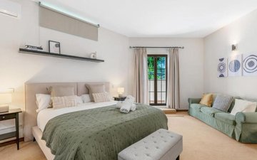 Property slide 19