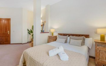 Property slide 24