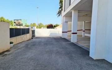 Property slide 38