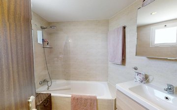 Property slide 18