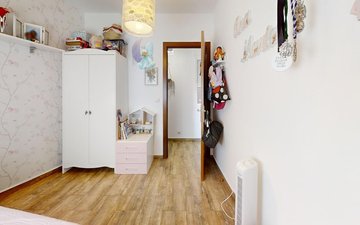 Property slide 24