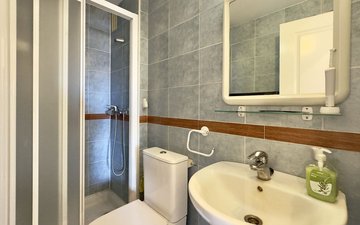 Property slide 25